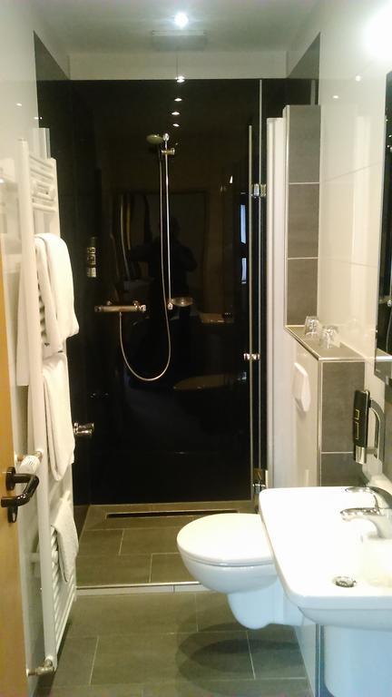 Garni Hotel Hof Zum Ахаус Екстериор снимка