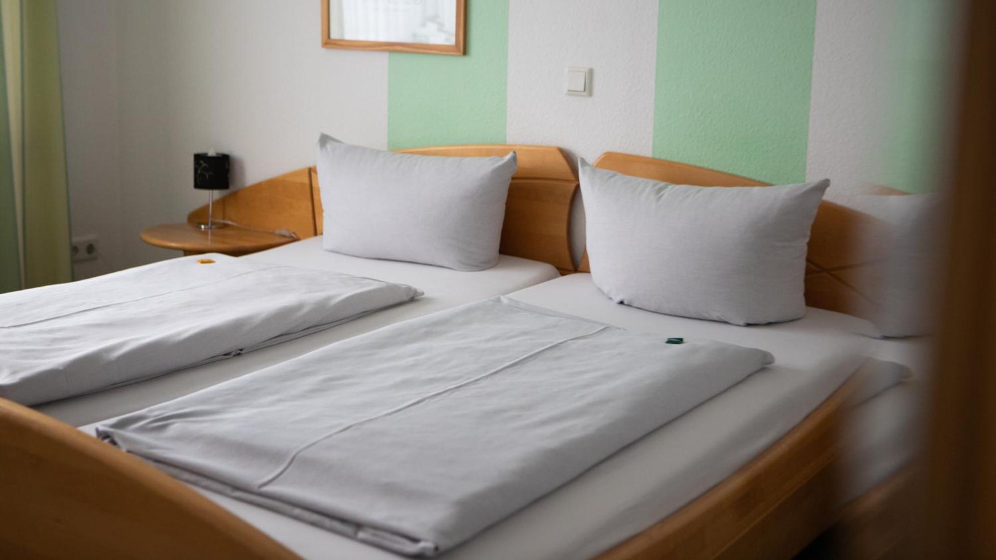 Garni Hotel Hof Zum Ахаус Екстериор снимка