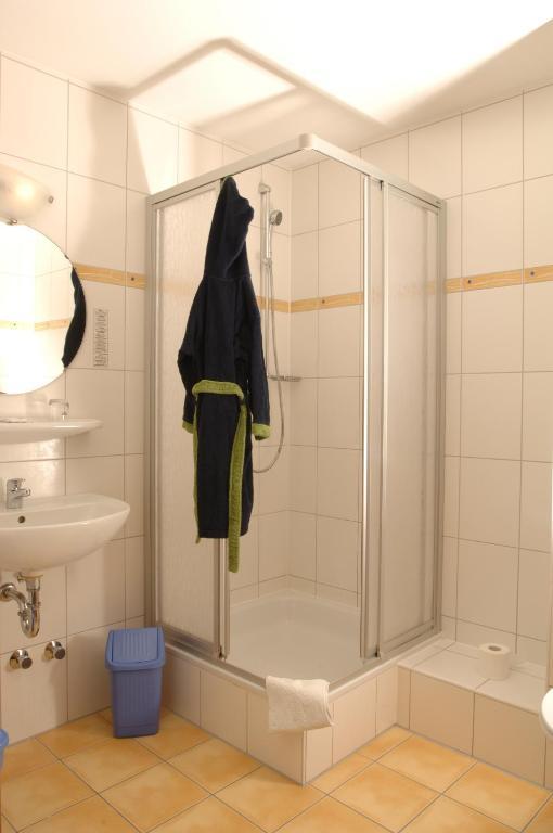 Garni Hotel Hof Zum Ахаус Стая снимка