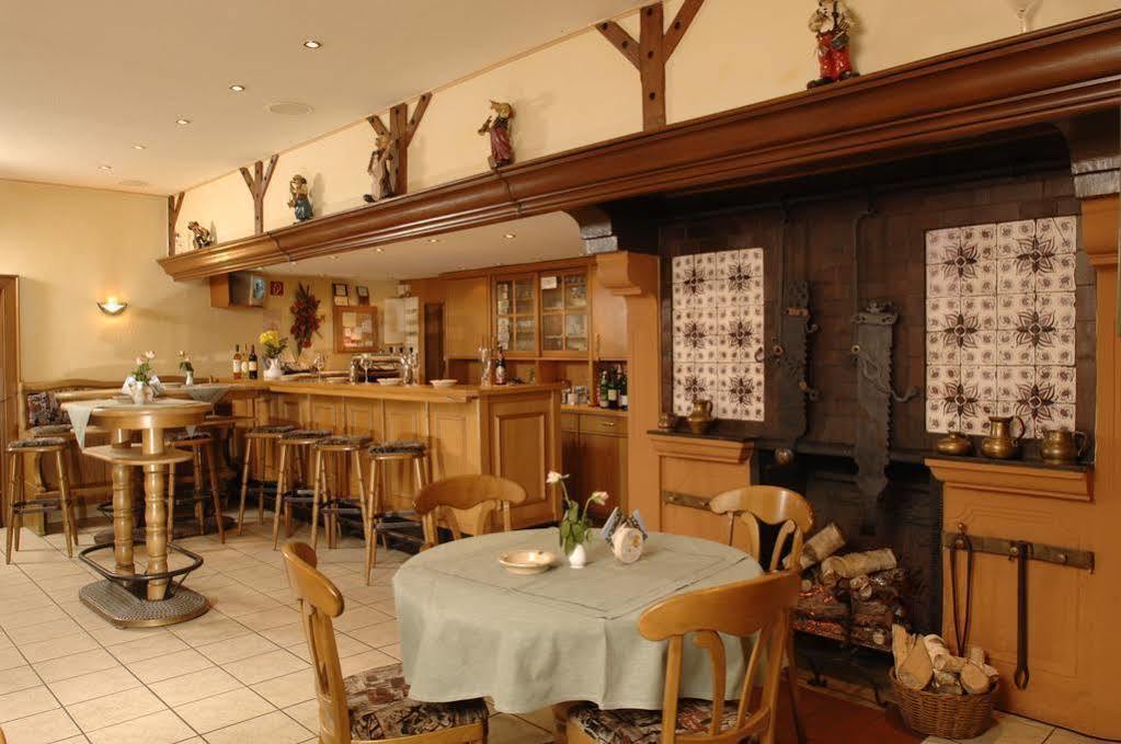 Garni Hotel Hof Zum Ахаус Екстериор снимка