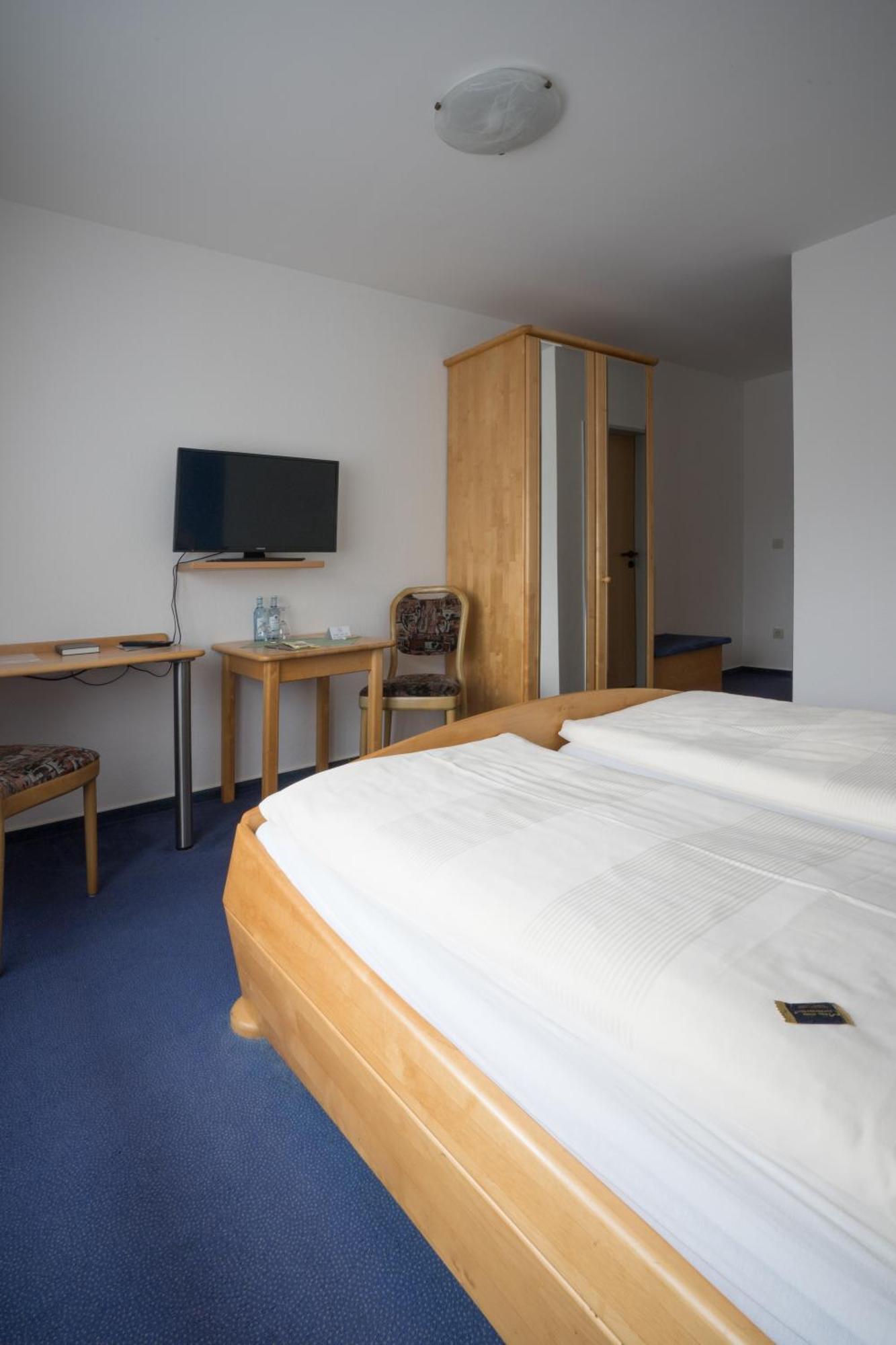 Garni Hotel Hof Zum Ахаус Екстериор снимка